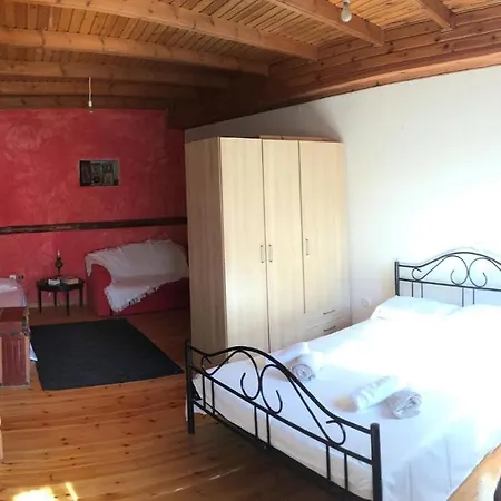 Country Traditional House In Corfu Village, Greece Εξοχικό σπίτι Σιναράδες