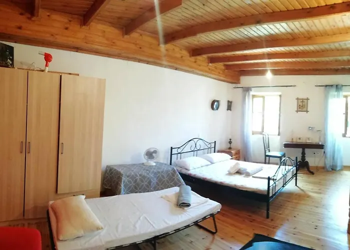 Lantställe Country Traditional House In Corfu Village, Greece Sinarádes